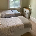 West View, Lakeside, Newby Bridge, 2 Mins Walk To Windermere, Delightful With Hot Tub Дом отдыха