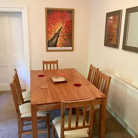 West View, Lakeside, Newby Bridge, 2 Mins Walk To Windermere, Delightful With Hot Tub Ulverston