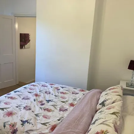 West View, Lakeside, Newby Bridge, 2 Mins Walk To Windermere, Delightful With Hot Tub Ulverston