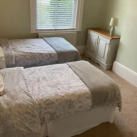 West View, Lakeside, Newby Bridge, 2 Mins Walk To Windermere, Delightful With Hot Tub Prázdninový dům