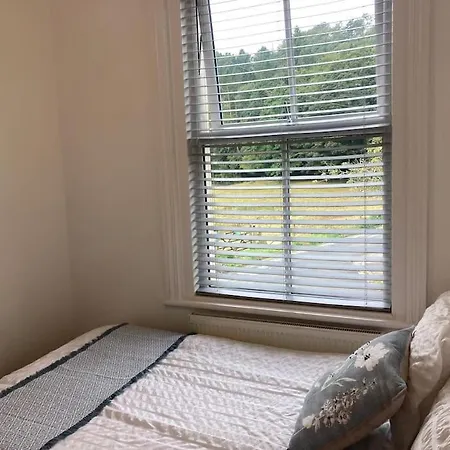 West View, Lakeside, Newby Bridge, 2 Mins Walk To Windermere, Delightful With Hot Tub Ulverston