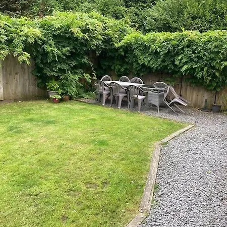 West View, Lakeside, Newby Bridge, 2 Mins Walk To Windermere, Delightful With Hot Tub Prázdninový dům *